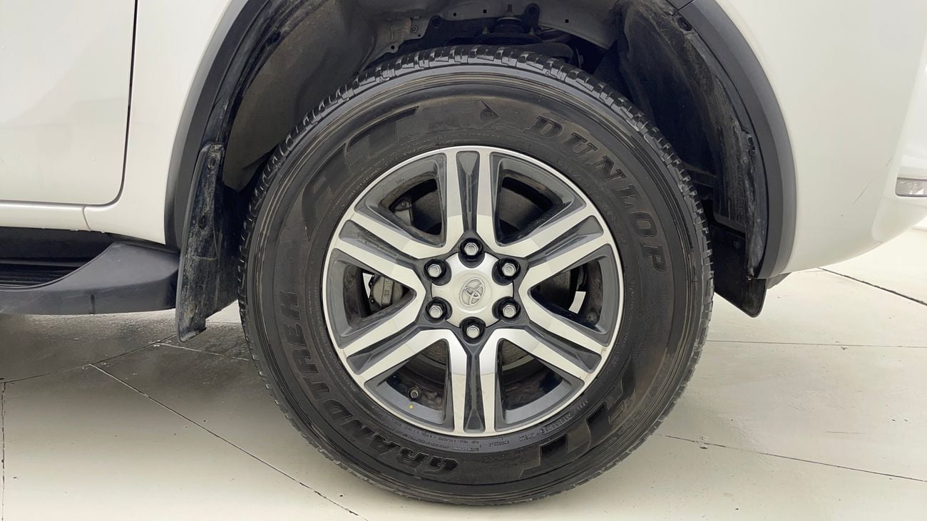 تويوتا فورتونر EXR 2.7 | بدون دفعة مقدمة | اختبار القيادة في المنزل