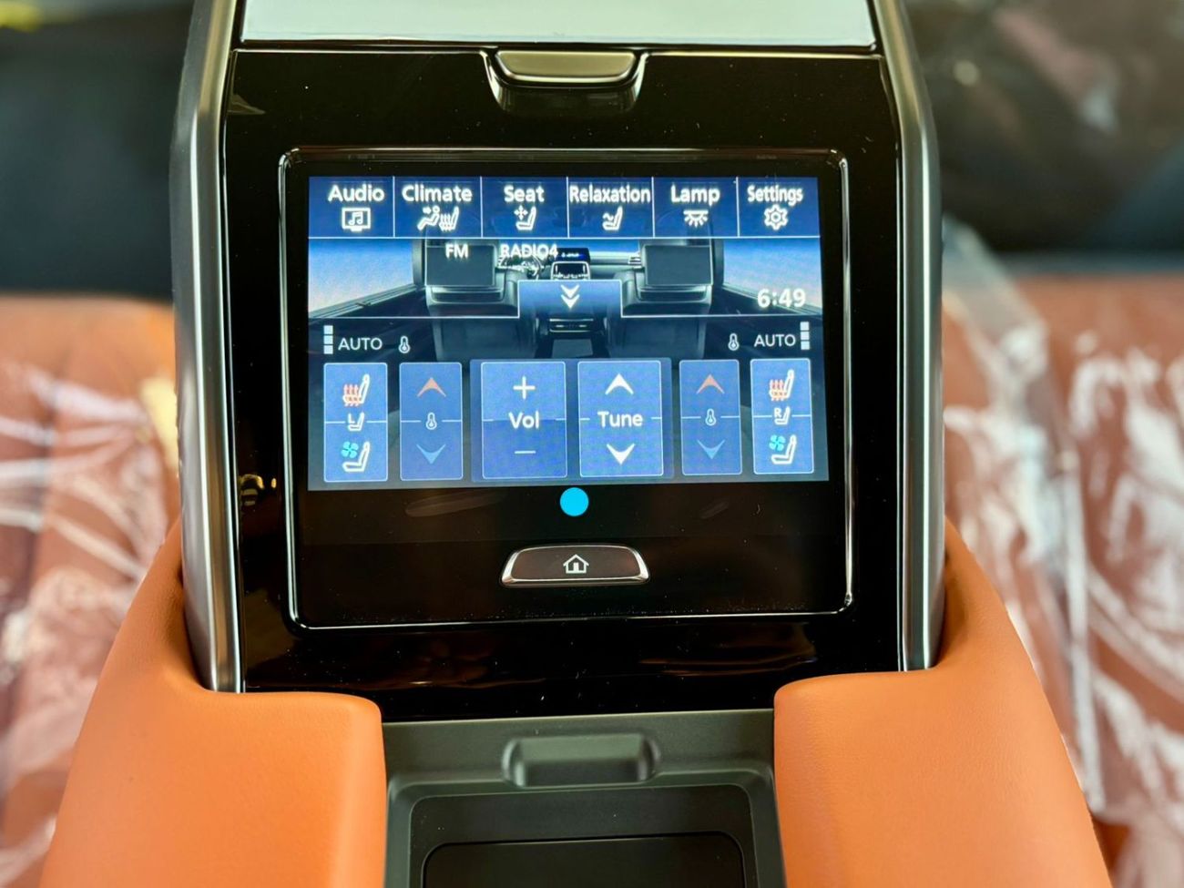 Lexus LX700h VIP