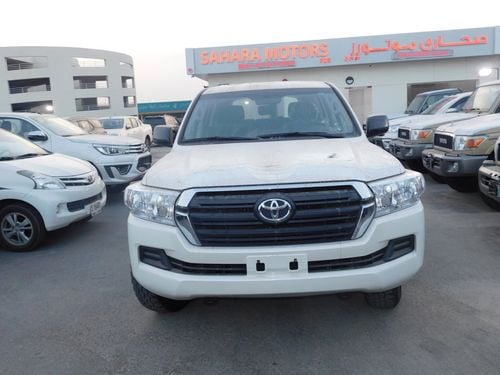 Toyota Land Cruiser 2019 MODEL TOYOTA LAND CRUISER 200 GX V8  4.5L TURBO DIESEL 5 SEAT MANUAL TRANSMISSION
