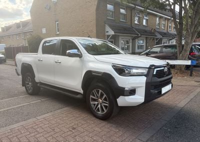 تويوتا هيلوكس . UK STOCK | 4WD | 2.4 Diesel Engine | AT | DOUBLE CABIN | INVINCIBLE