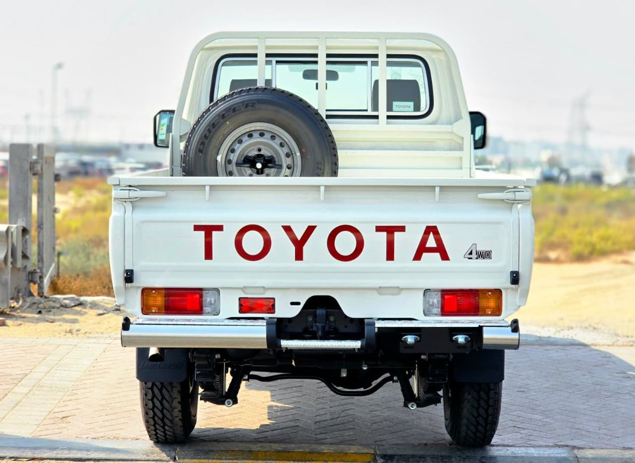 Toyota Land Cruiser 70 TOYOTA LC79 SINGLE CABIN DIESEL 2.8 MT - STD - E - MODEL 2025 - WHITE INSIDE BEIGE - OMANI