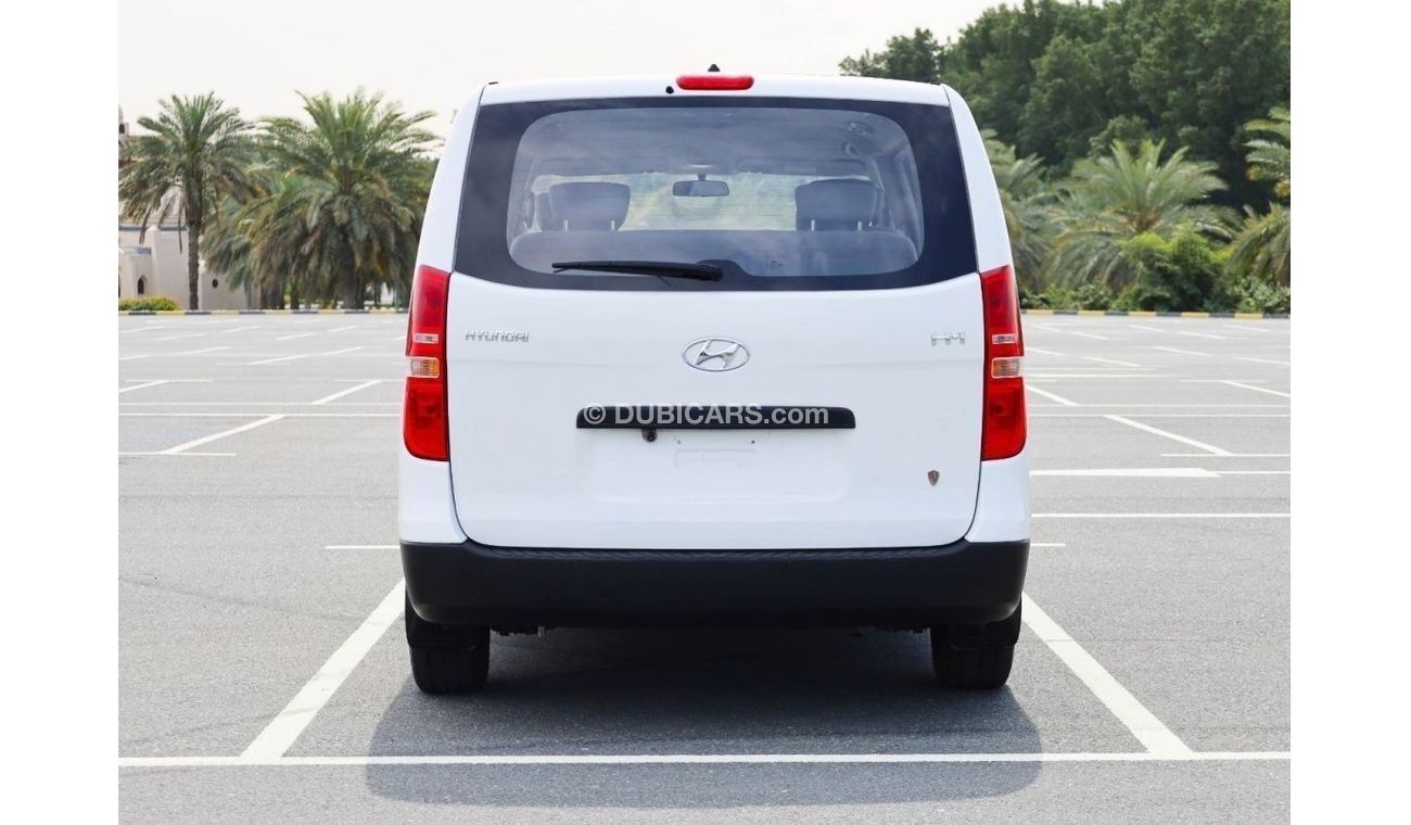 Hyundai H-1 Std 12- Seater Fully Automatic - Petrol Engine | GCC | Excellent Condition