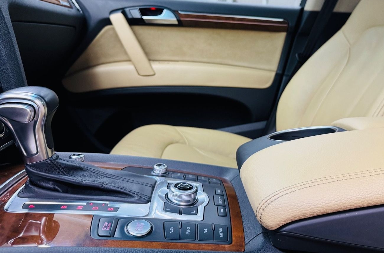 Audi Q7 GCC .. S line .. Full Options .. Perfect Condition .