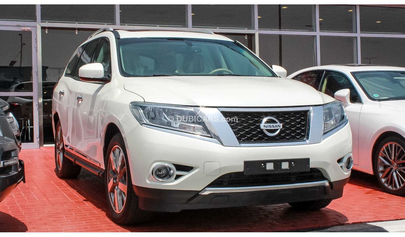 Nissan Pathfinder 4WD - SV