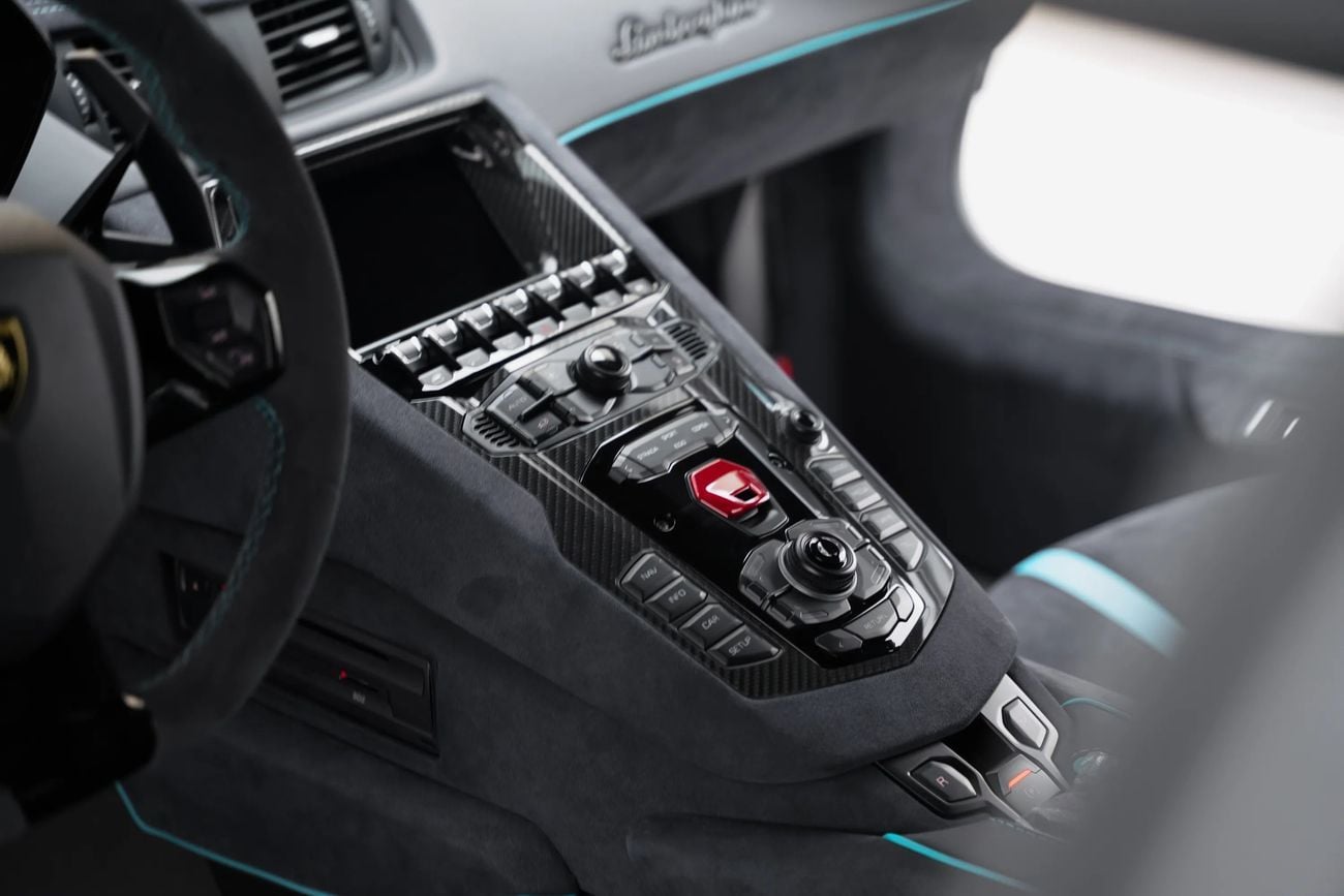 Lamborghini Aventador SVJ ROADSTER