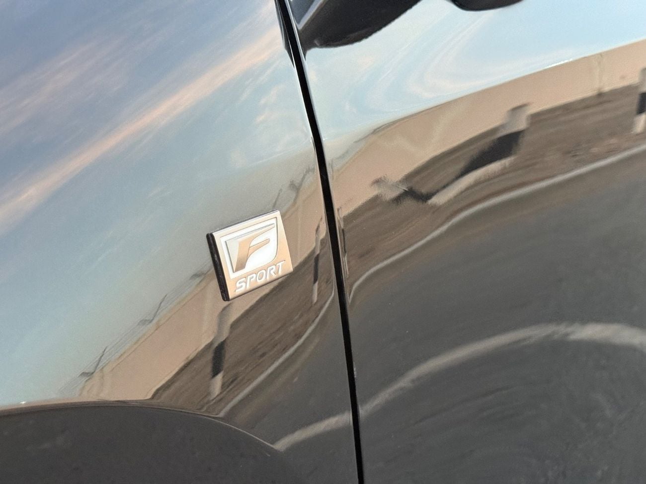 لكزس NX350 F SPORT