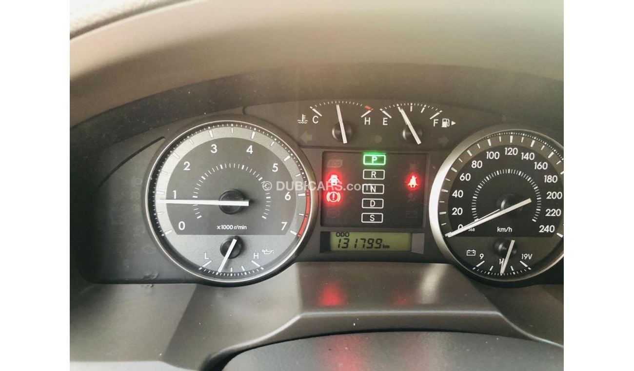 تويوتا لاند كروزر فل - GXR - تويوتا لاندكروزر 2015 - 8سلندر