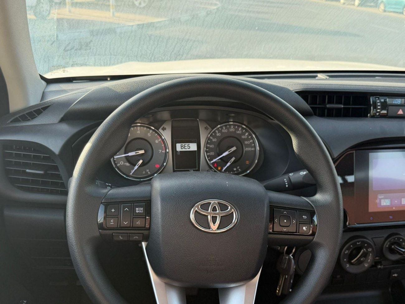 تويوتا هيلوكس Toyota Hilux 2.7 AT 4x2 GCC