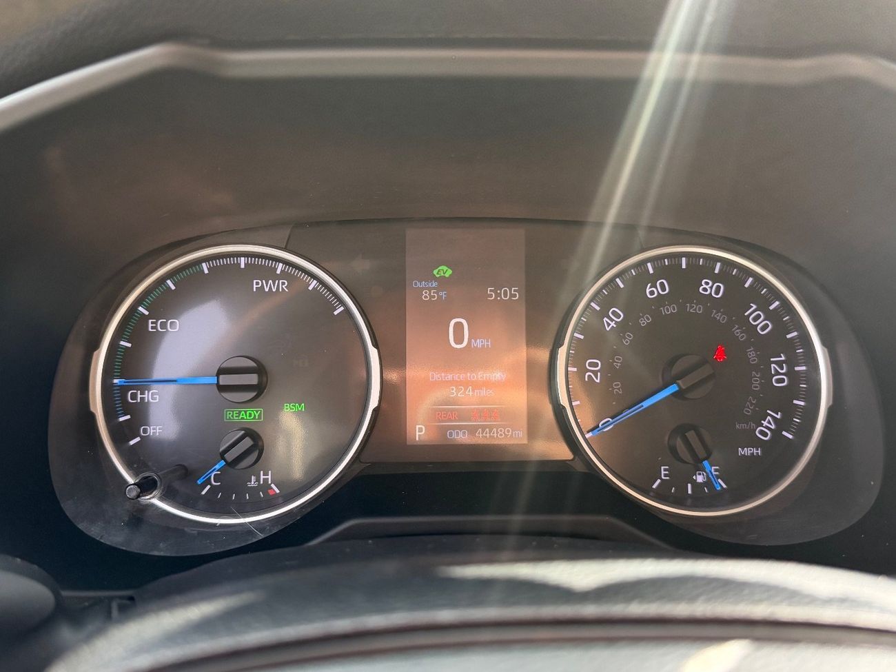 Toyota RAV4 XLE 2.5L 2021 TOYOTA RAV4 XLE HYBRID AWD IMPORTED FROM USA