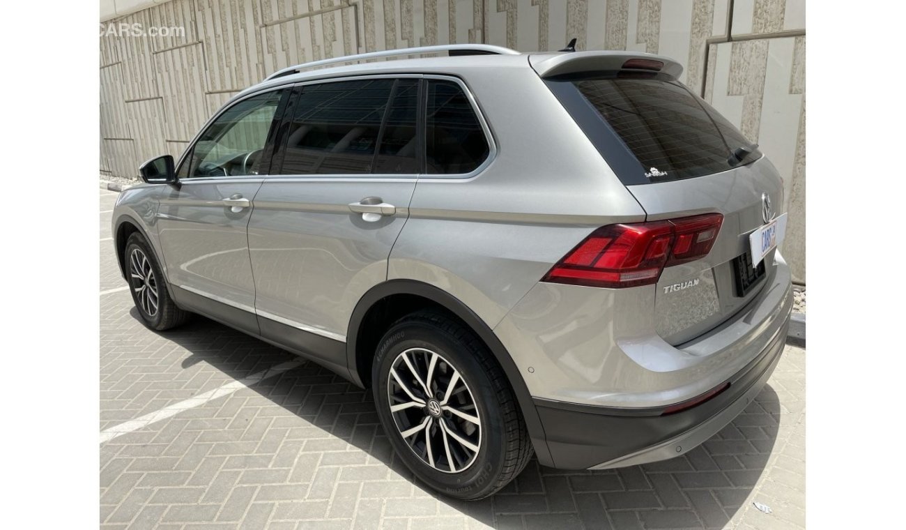 Volkswagen Tiguan 2.0L | GCC | EXCELLENT CONDITION | FREE 2 YEAR WARRANTY | FREE REGISTRATION | 1 YEAR COMPREHENSIVE I