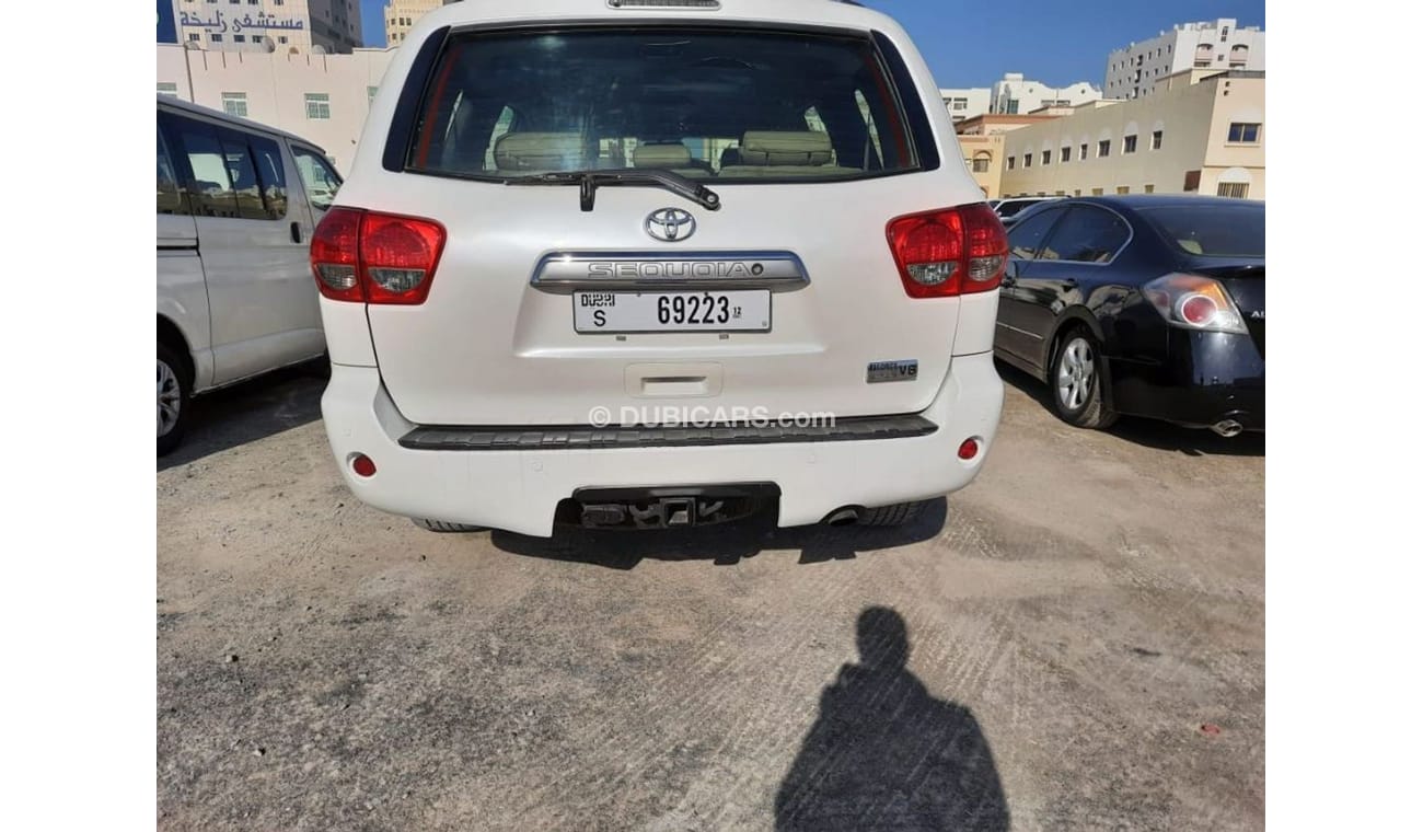 تويوتا سيكويا تويوتا سيقويا 2013 ليمتد مواصفات خليجي بدون حوادث