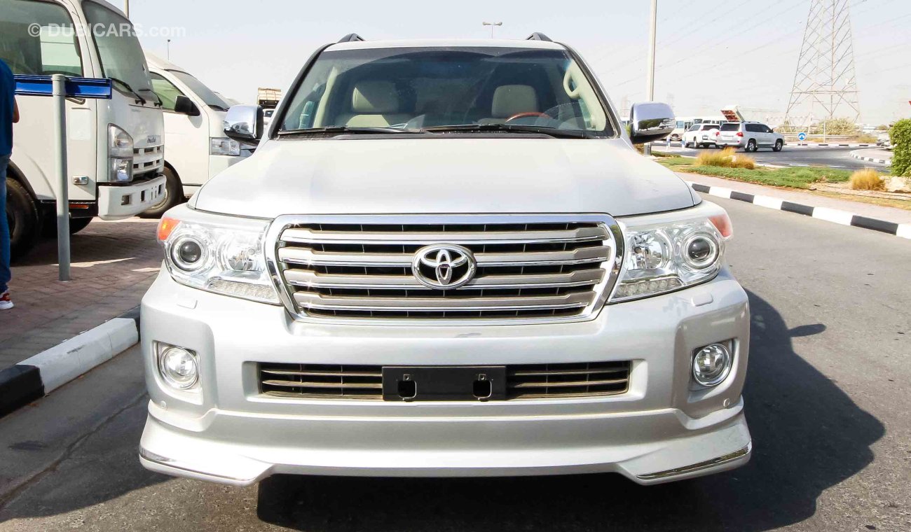 Toyota Land Cruiser VXR V8 5.7