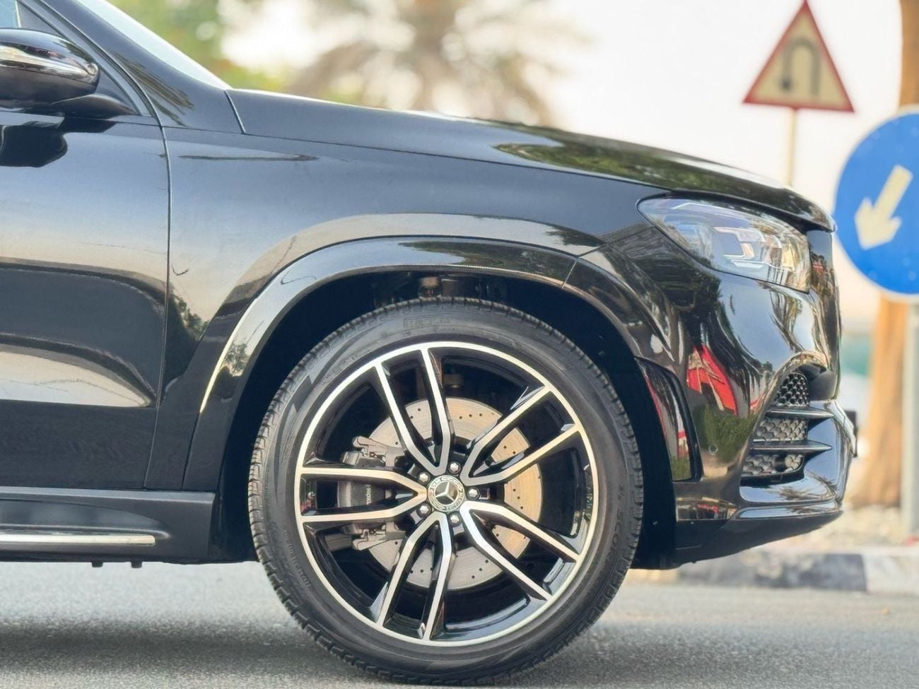 Mercedes Benz GLS450