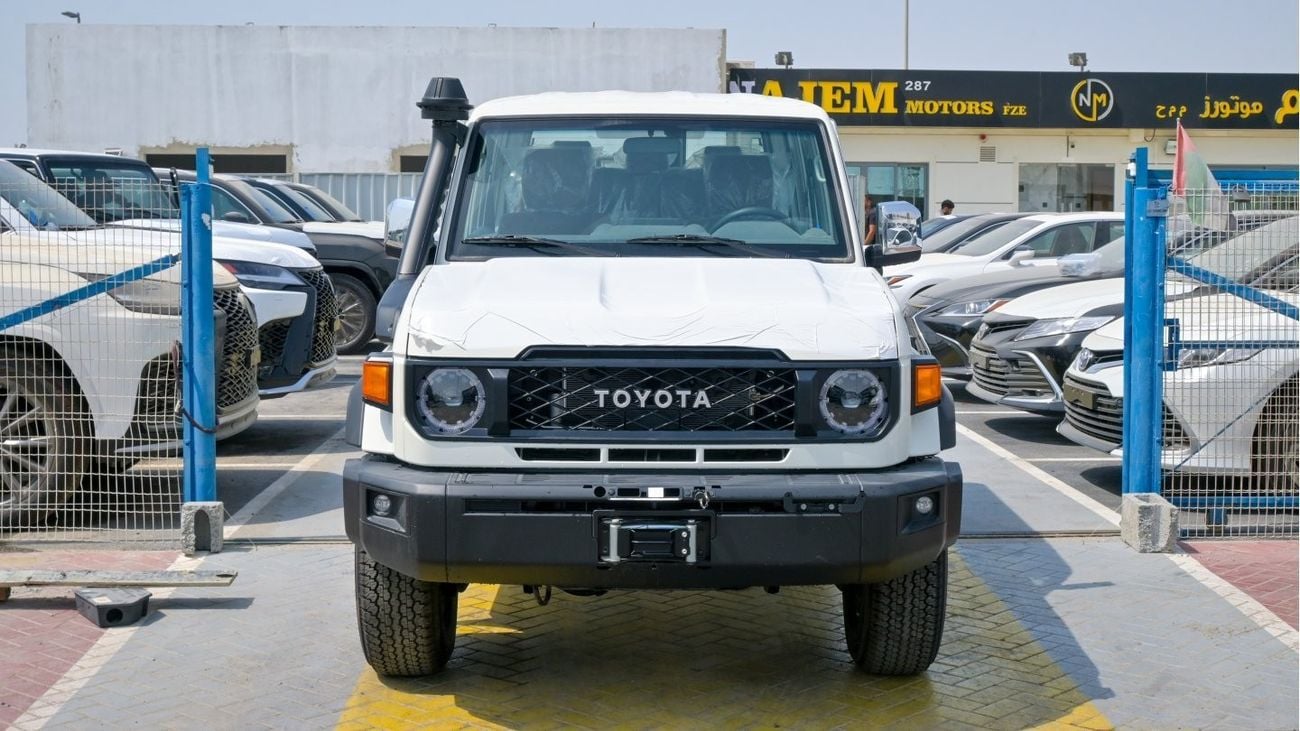 Toyota Land Cruiser 70 LX 4.0L V6