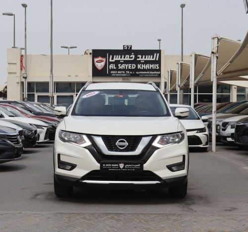 Nissan XTrail Nissan X-Trail 2022- GCC - Accident-Free - 4WD - 5 Seats - Excellent Condition Inside and Out