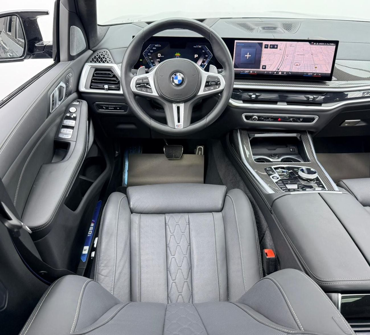 BMW X7 M60i XDRIVE 2025 BMW X7 M60i, BMW Warranty+Service Contract+Full Service History, GCC Specs