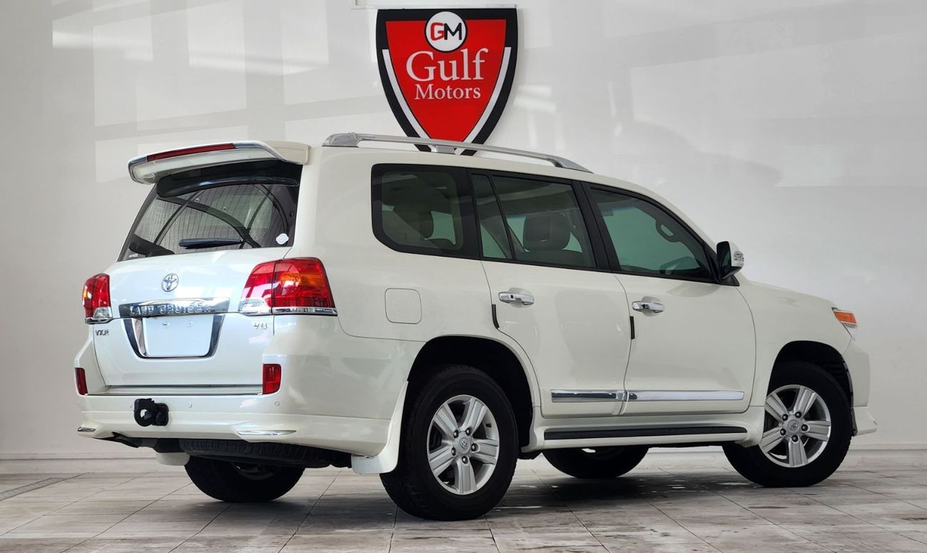 Toyota Land Cruiser VXR LOW MILEAGE 4.6L-8CYL- COMPLETELY AGENCY MAINTAINED - ORIGINAL PAINT