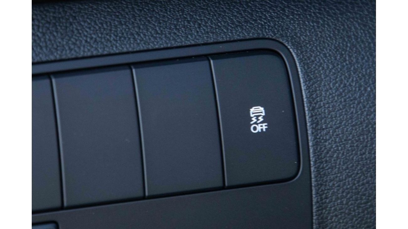 Hyundai Staria 2023 Hyundai Staria 3.5 11STR - White inside Black | Export Only