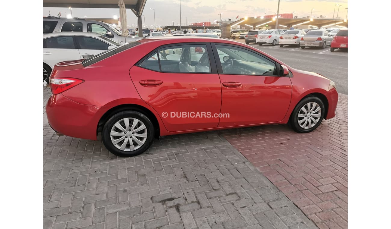 تويوتا كورولا SE تويوتا كورولا موديل 2015 وارد أمريكي بحاله ممتازة