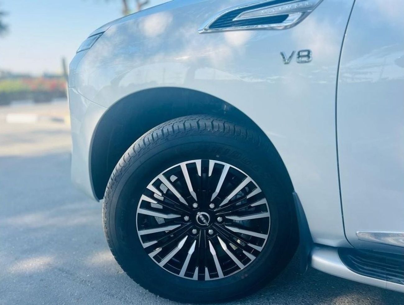 Nissan Patrol V8 PLATINUM 2024 0KM (Export)