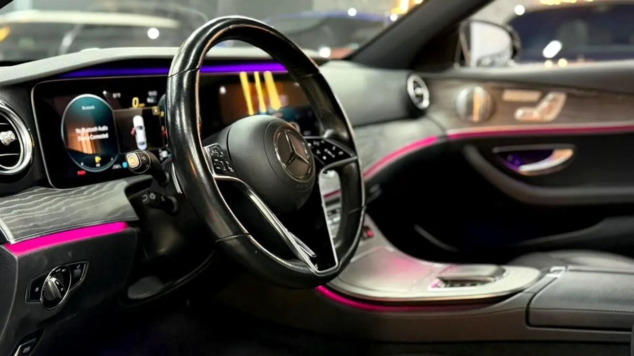 مرسيدس بنز E300 E350 AMG 4MATIC, WARRANTY, CLEAN TITTLE, FULLY LOADED, TYRES, 255HP