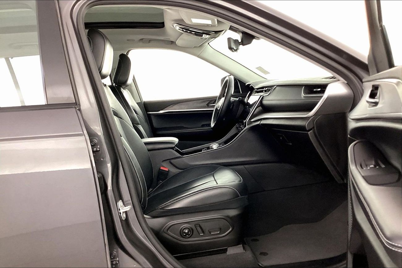 جيب شيروكي Limited Plus | National Day Celebration | شامل الضمان | 0 ﺪﻔﻋﺓ ﺃﻮﻟﻯ