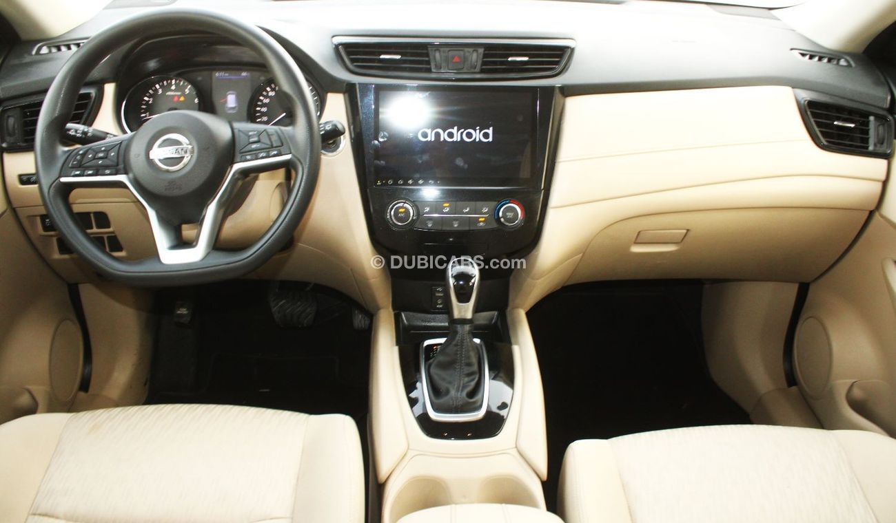 Nissan XTrail SL Nissan X-Trail 2020 GCC, 4 wheel, in excellent condition