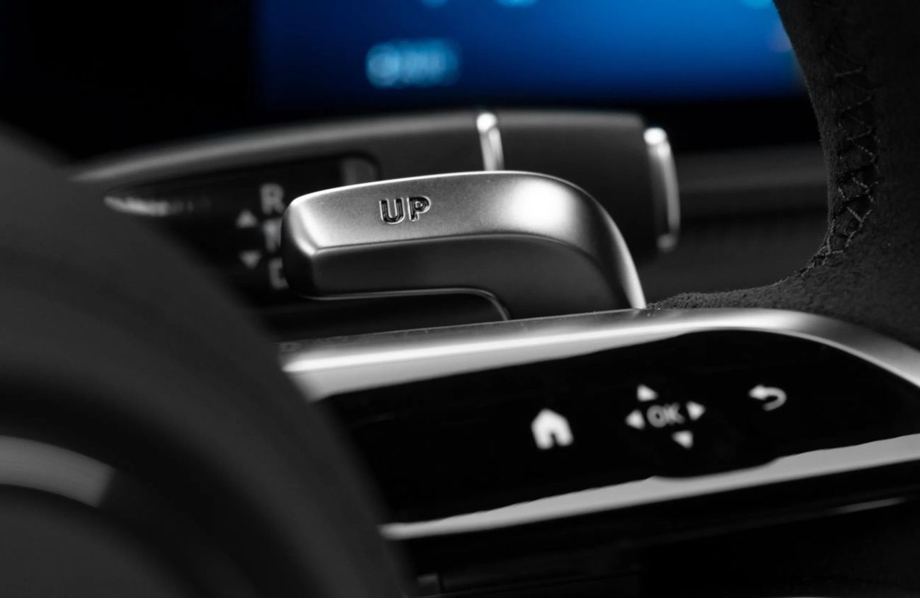 مرسيدس بنز G 63 AMG 4.0L V8 Twin-Turbocharged Engine + eMotor