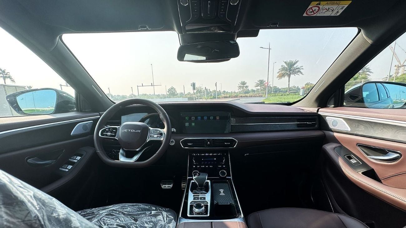 Jetour X90 Plus Luxury 2024 GCC 2.0L Turbo Low Mileage
