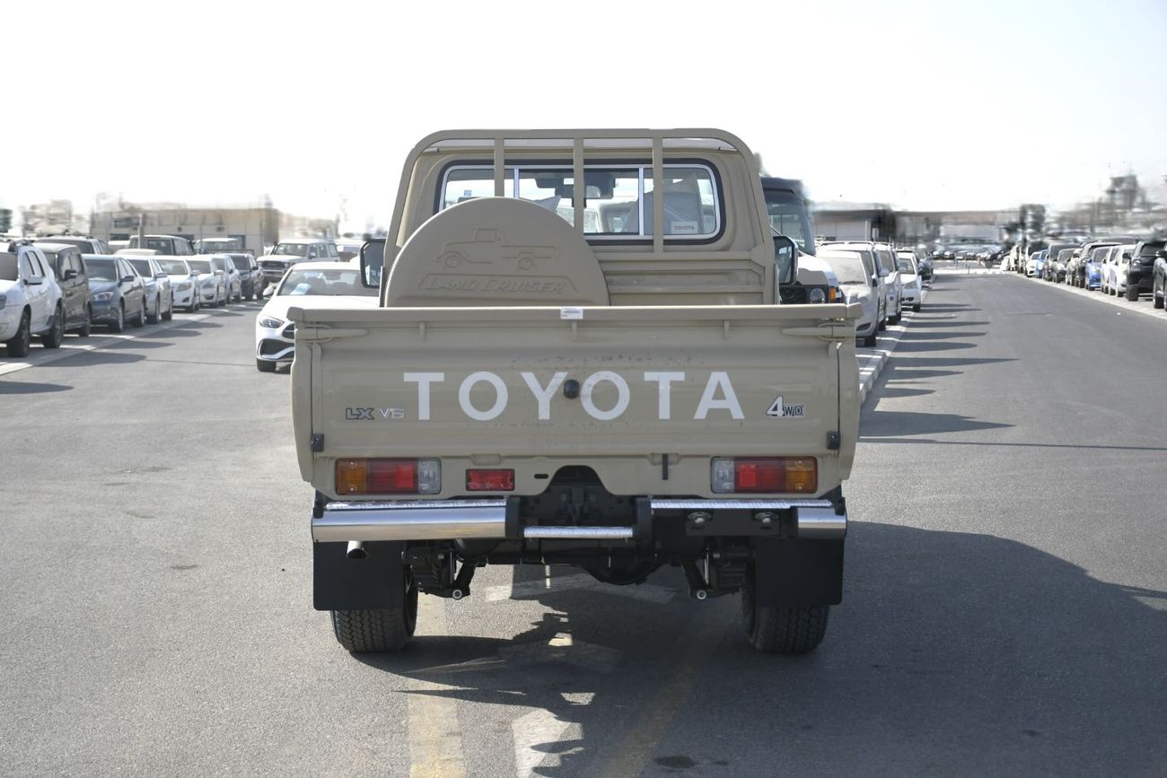 Toyota Land Cruiser Pick Up 79 series 4.0L Automatic with Diff lock