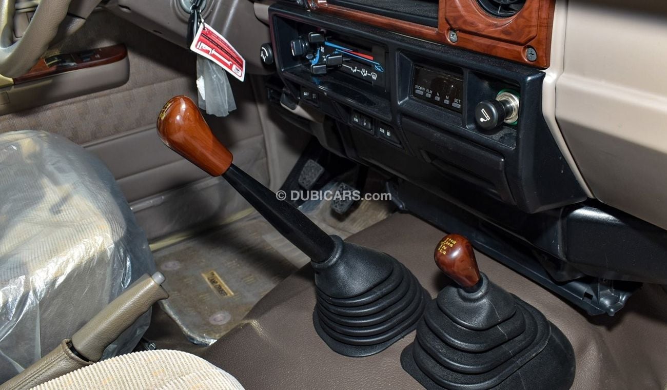 Toyota Land Cruiser Pick Up