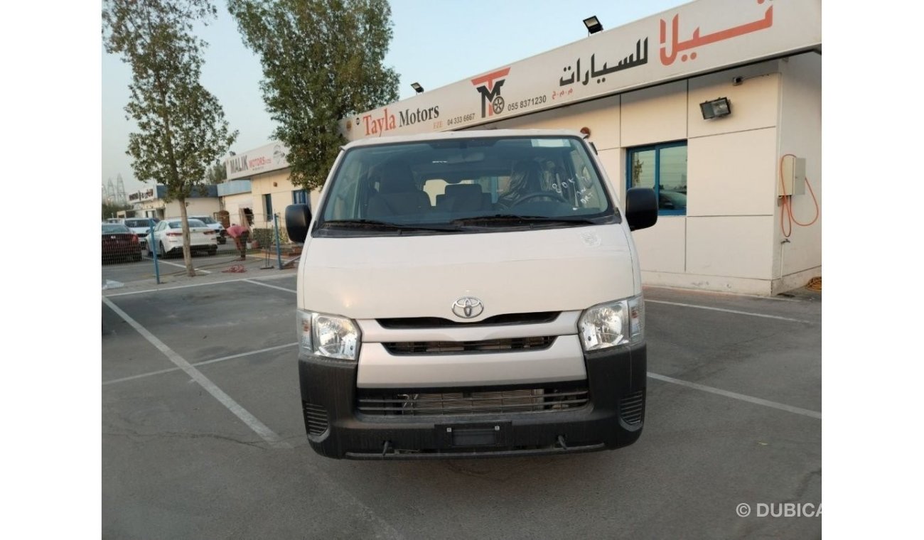 Toyota Hiace TOYOTA HIACE 2.7L MT 2023 WHITE