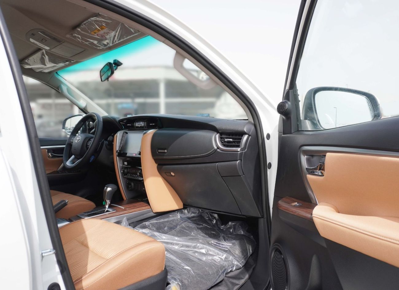 Toyota Fortuner 2025 MODEL FORTUNER 2.7 AT 4x4  17' ALY, FAB, DUAL AUTO AC