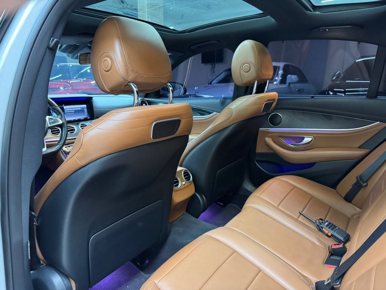 مرسيدس بنز E300 