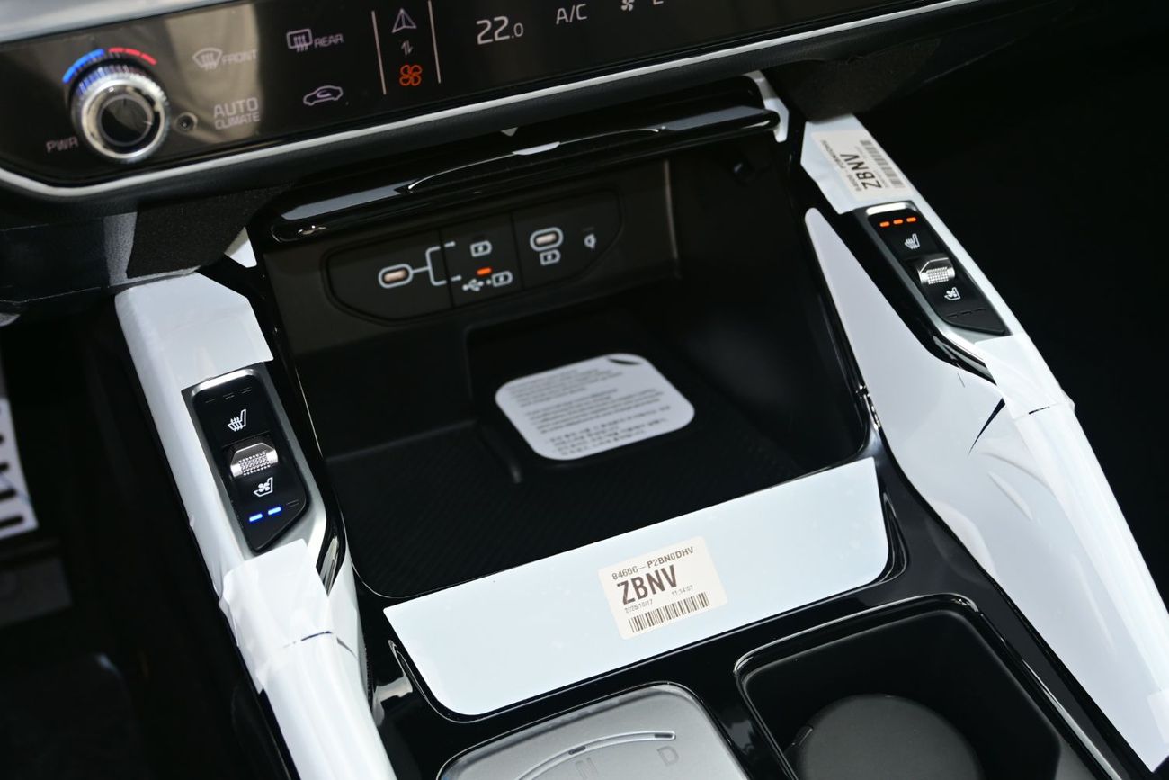 كيا سورينتو Kia Sorento 3.5L V6, Petrol AWD Model 2026 Color White