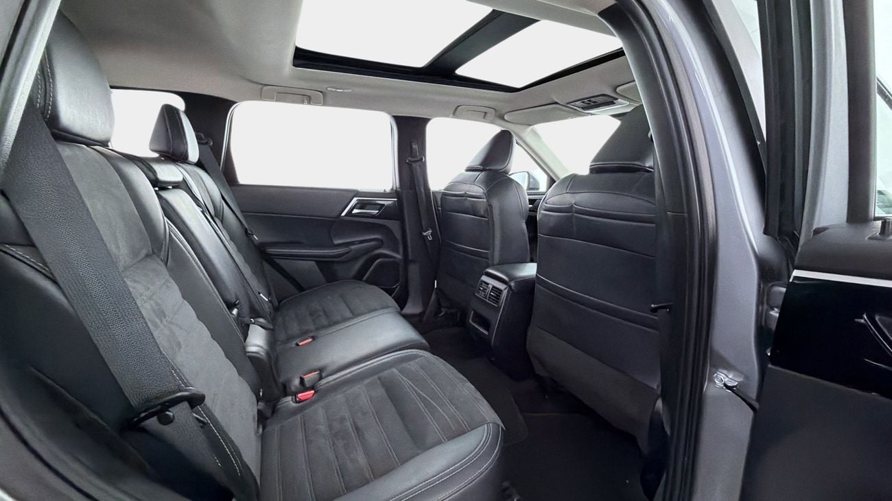 Mitsubishi Outlander PREMIUM LAUNCH EDITION | Guaranteed Warranty | 0 Down Payment