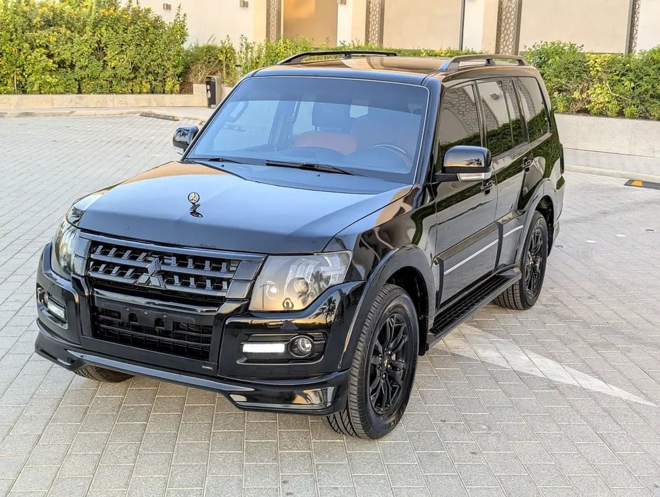 Mitsubishi Pajero Signature Edition GCC Specs