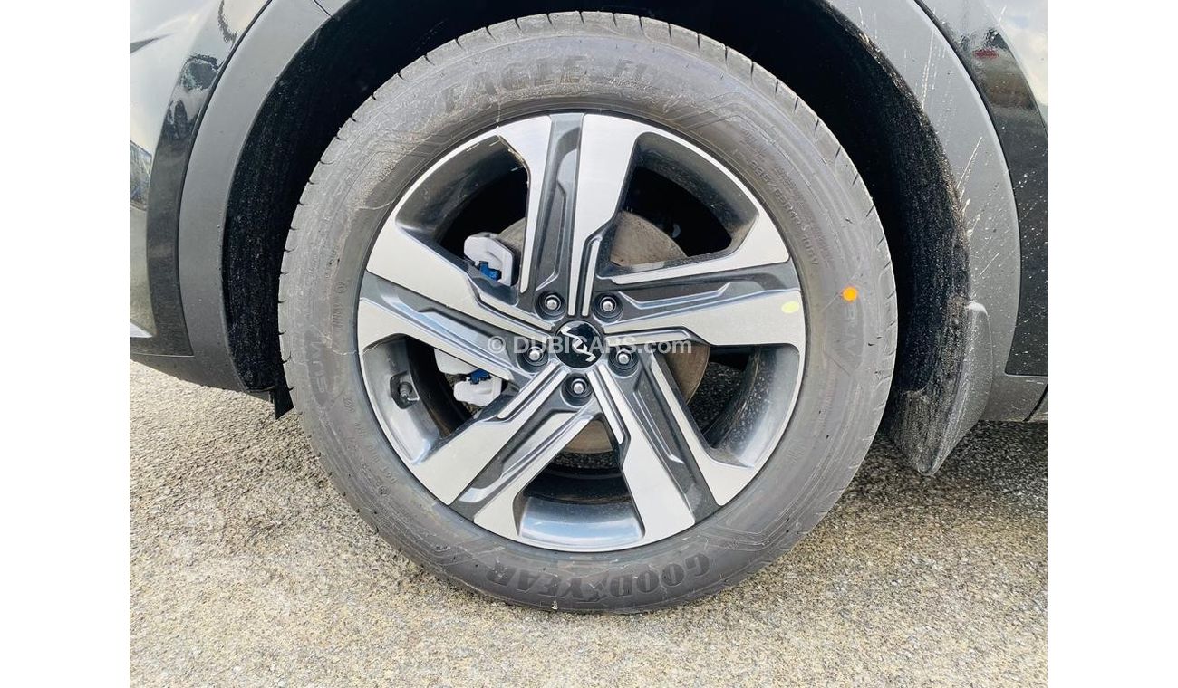 كيا سورينتو KIA SORENTO 2.5L 4WD HIGH