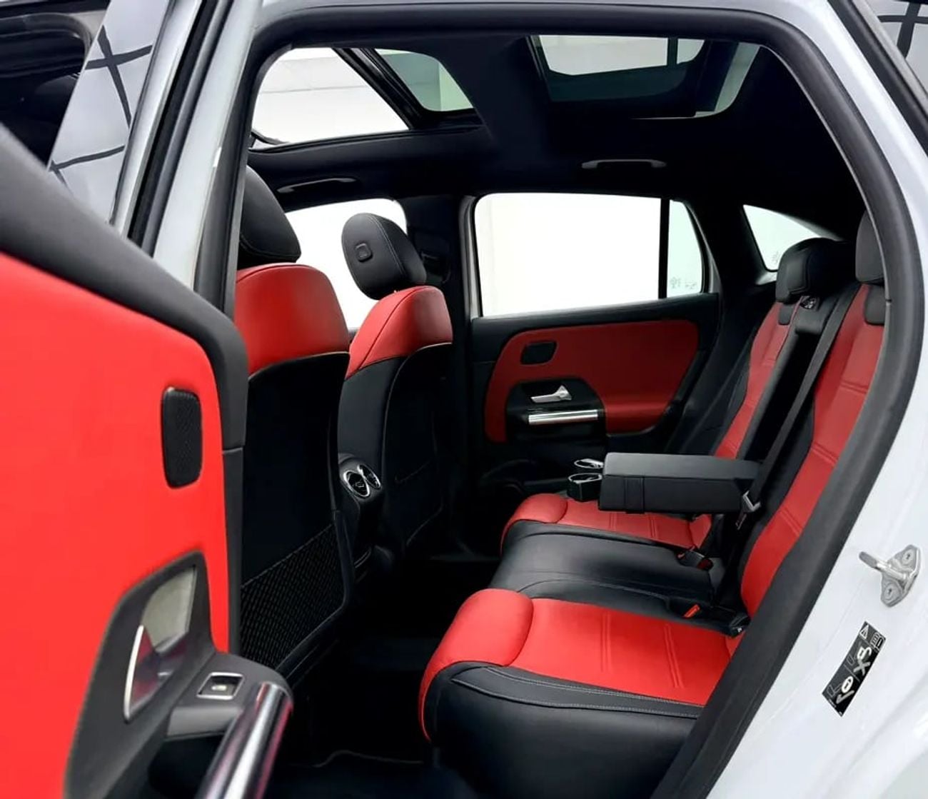 Mercedes Benz GLA 35 AMG GLA35 AMG 4Matic, Warranty, Fully Loaded, Excellent Condition, GCC