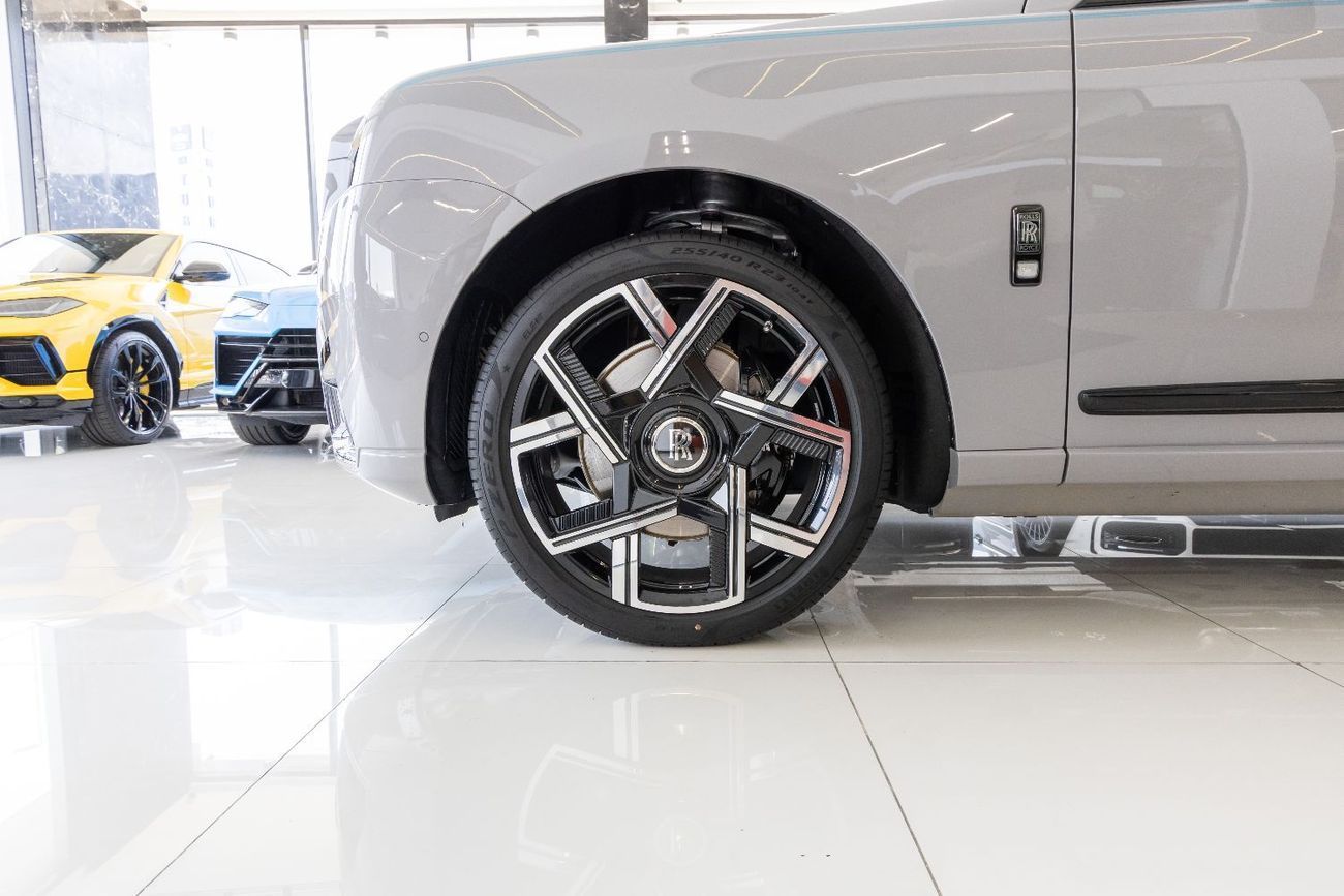 رولز رويس كولينان Rolls Royce Cullinan Black Badge | 2025