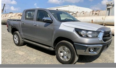 Toyota Hilux MID OPTIONS 2.4L DIESEL 6M/T 4WD