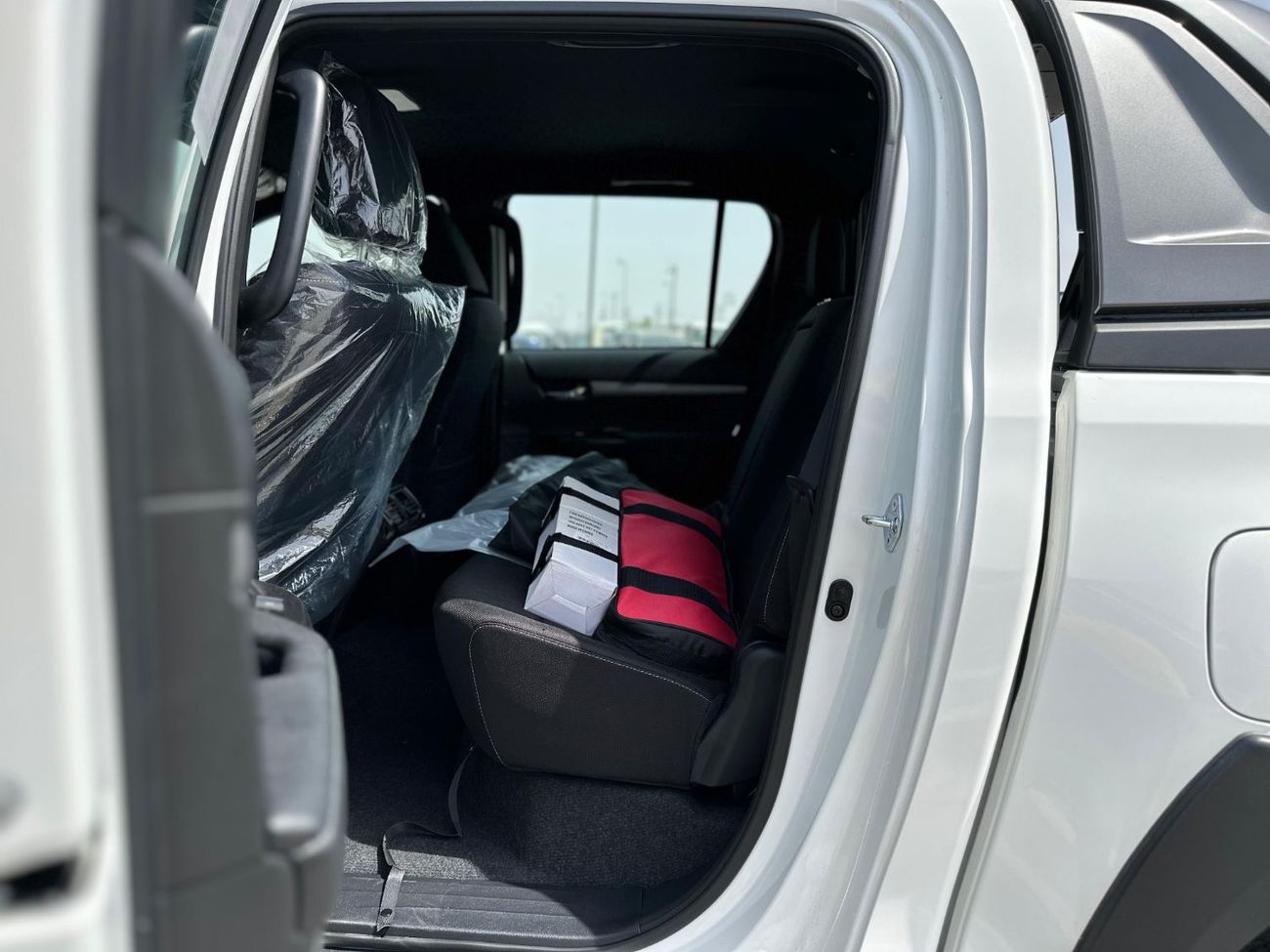 تويوتا هيلوكس TOYOTA HILUX ADVENTOR 2024 GCC 2.8L