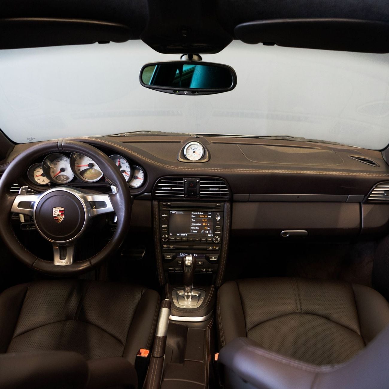 Porsche 911 299,950 AED • Porsche 911 Turbo • 1 Year Warranty • Full Agency Service History