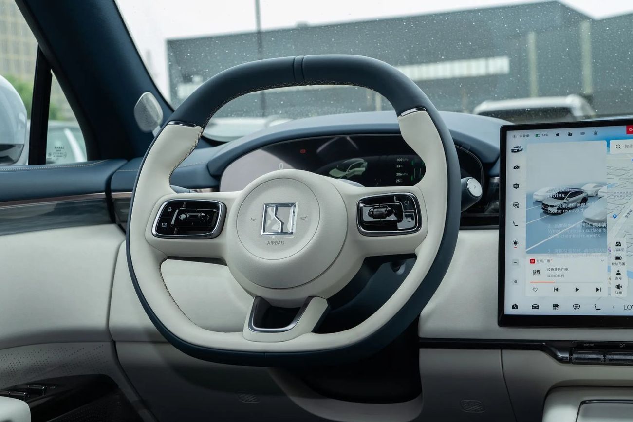 Zeekr 7X 100 kWh Long-Range All-Wheel Drive Intelligent Driving Edition