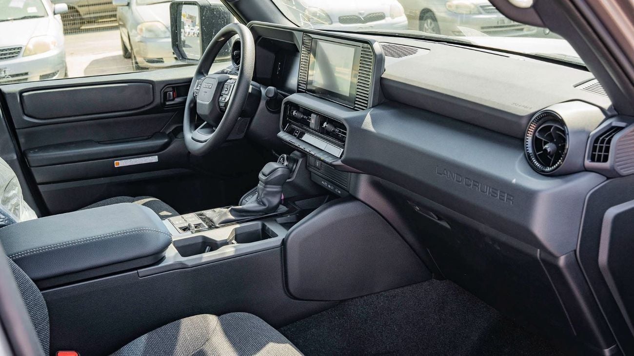 تويوتا برادو 2024 Toyota Prado DSL Basic 2.8L Diesel AT