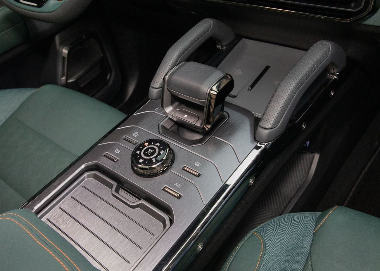 Jetour T2 LUX