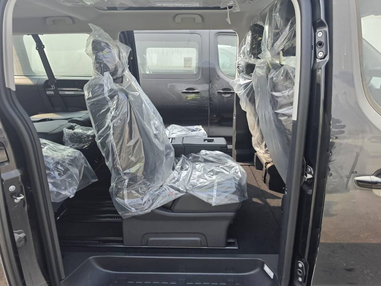 Peugeot Traveller VIP L3