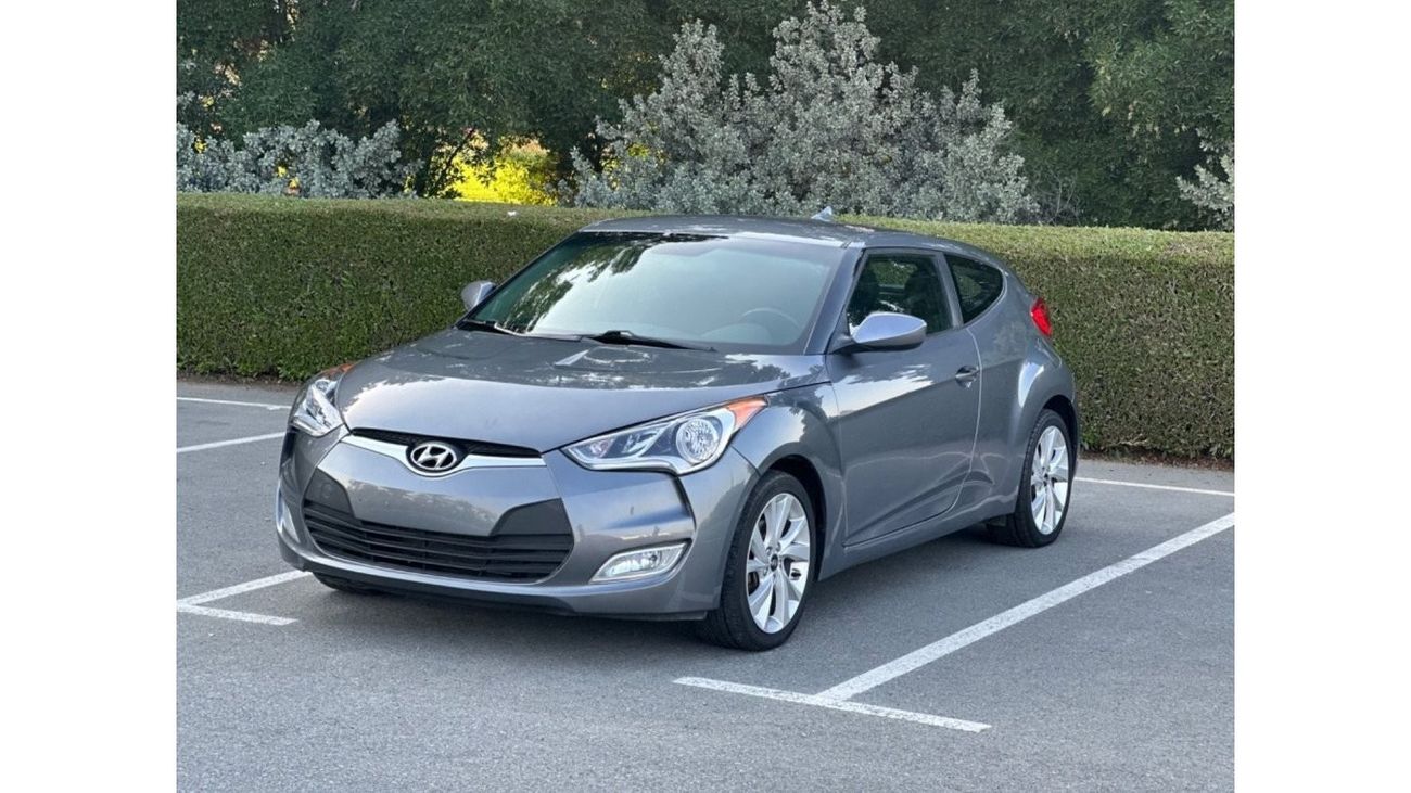 Hyundai Veloster Sport MODEL 2017 CAR PERFECT CONDITION INSIDE AND OUTSIDE