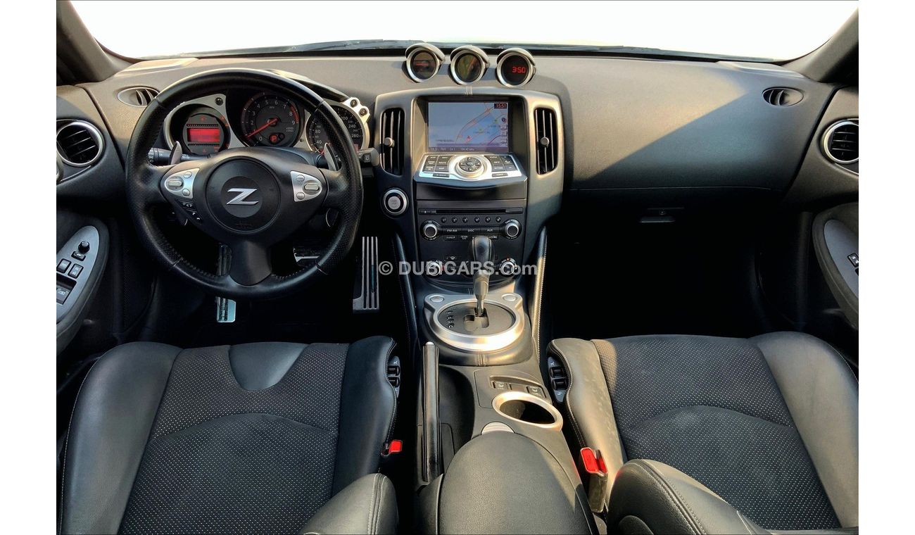 نيسان 370Z Standard