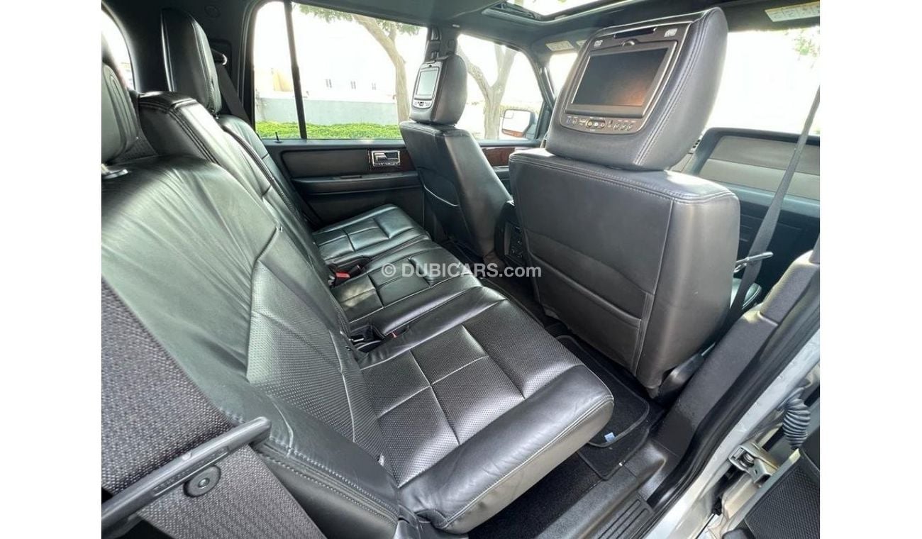 Lincoln Navigator Select LINCOLN NAVIGATOR 2014 GCC FULL OPTIONS ORIGINAL PAINT FULL SERVICE HISTORY